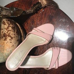 Unisa, Pink rose sandals